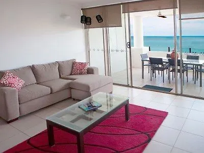 Waters Edge Apartment Cairns 5*,  Australien